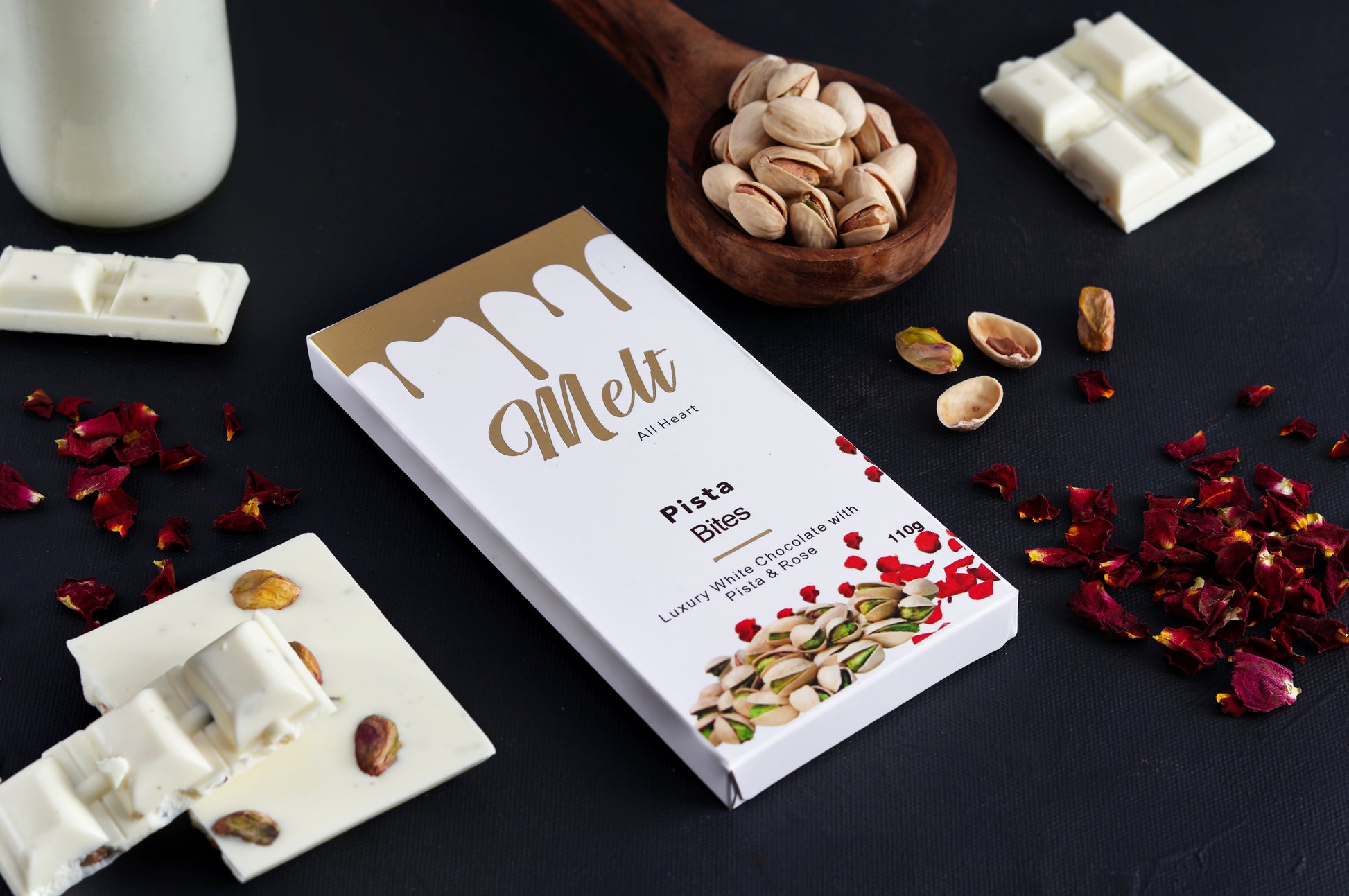 Pista & Rose White Chocolate Bar